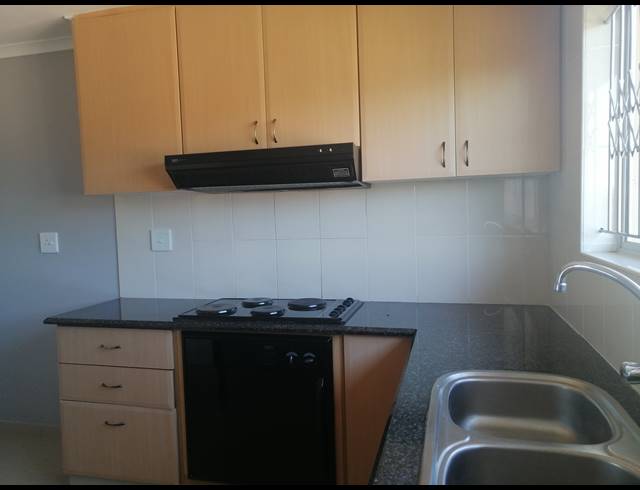 3 BEDROOM APARTMENT FOR SALE IN FAIRBREEZE
